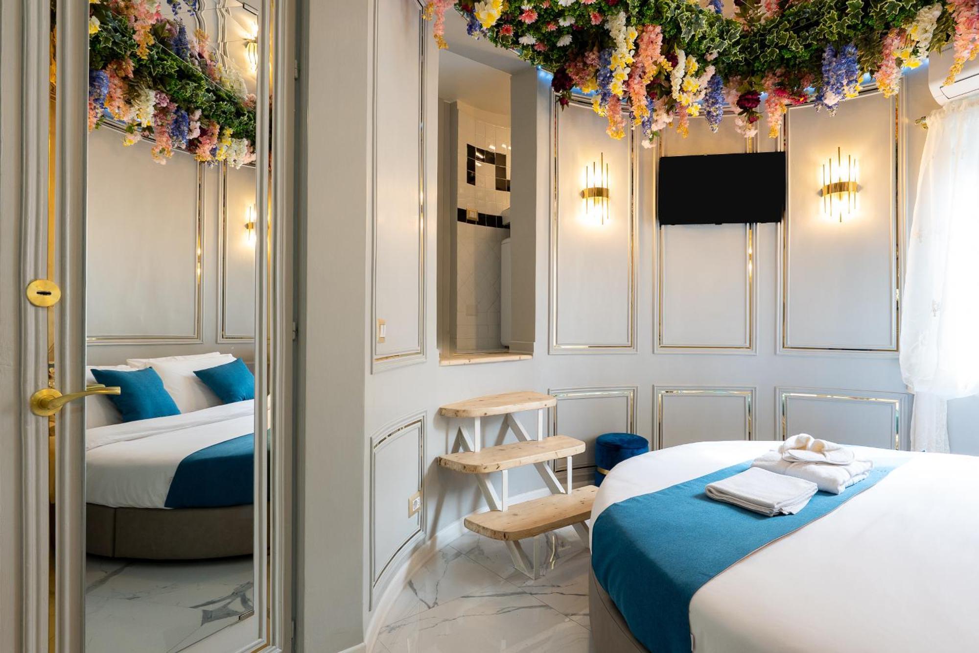Apartamento Flowers' Circle Of Piazza Di Spagna Roma